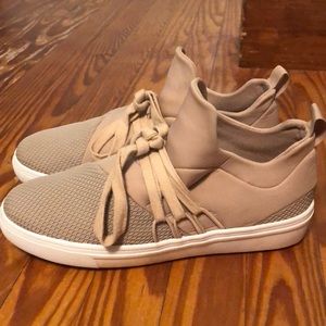 Steve Madden sneakers